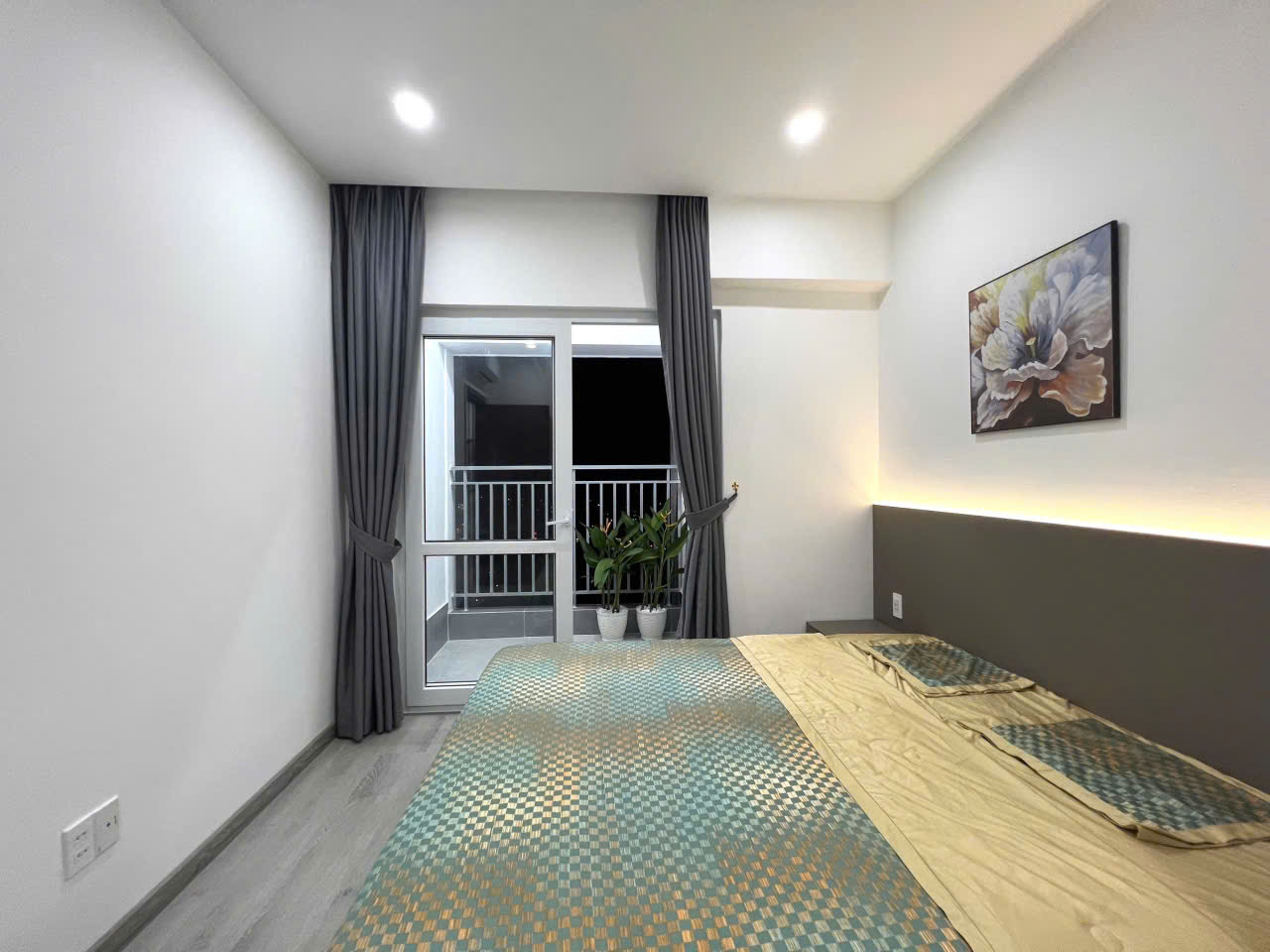 Bán căn hộ 2 phòng ngủ Mường Thanh Viễn Triều l toà OC2B l 1,93 tỷ